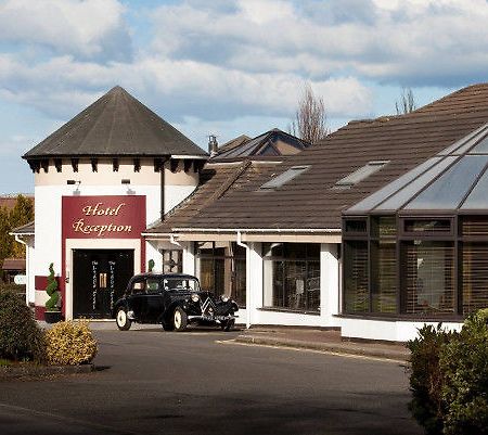 Lodge Hotel Coleraine Buitenkant foto