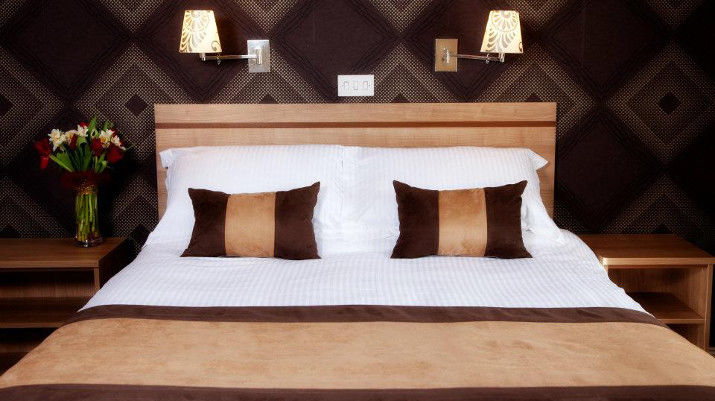Lodge Hotel Coleraine Buitenkant foto